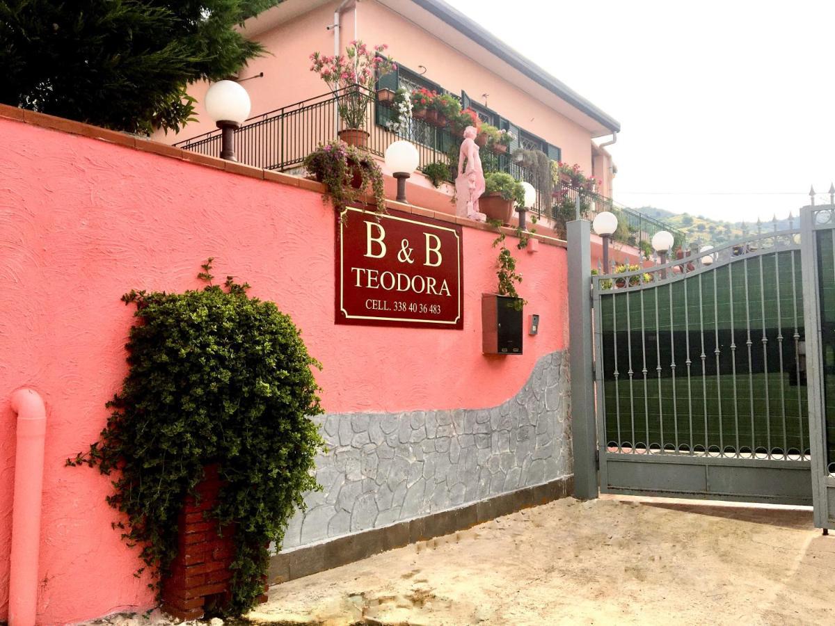 B&B Teodora Gaggi Luaran gambar